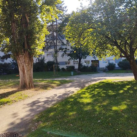 Apartement Saint Louis Train Station- Euroairport- Basel מראה חיצוני תמונה
